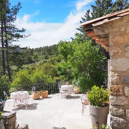 Apartamento Chambre Familiale Avec Terrasse Aux Portes Du Verdon Trigance Exterior foto
